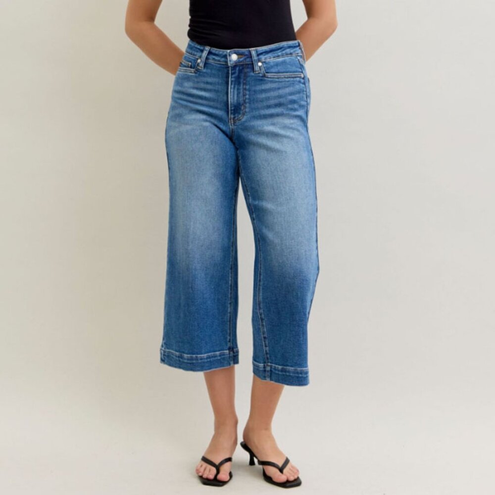 Judy Blue Mid Rise Crop Wide Leg Jeans